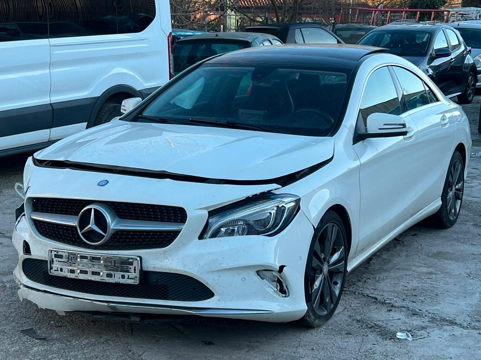 Mercedes-Benz CLA 180 PanoD/Navi