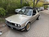 BMW 318 - BMW 318 aus 1985