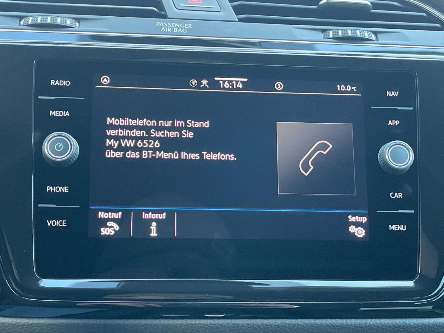 Touran 2.0TDI DSG R-Line AHK/Kamera/ACC/Navi/LED