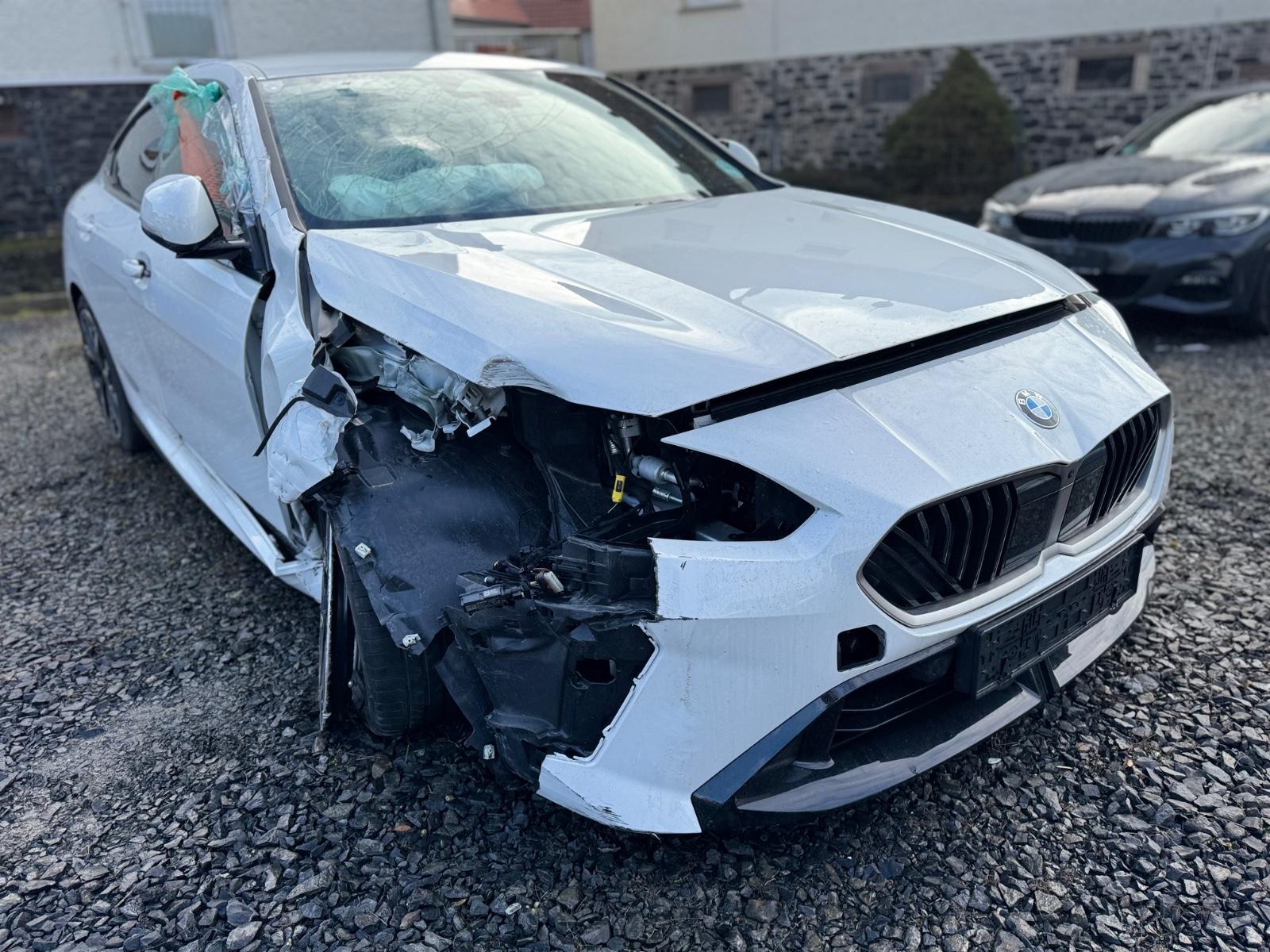 BMW 218d Gran Coupe* M-Sport*HUD*FACELIFT*HARMAN