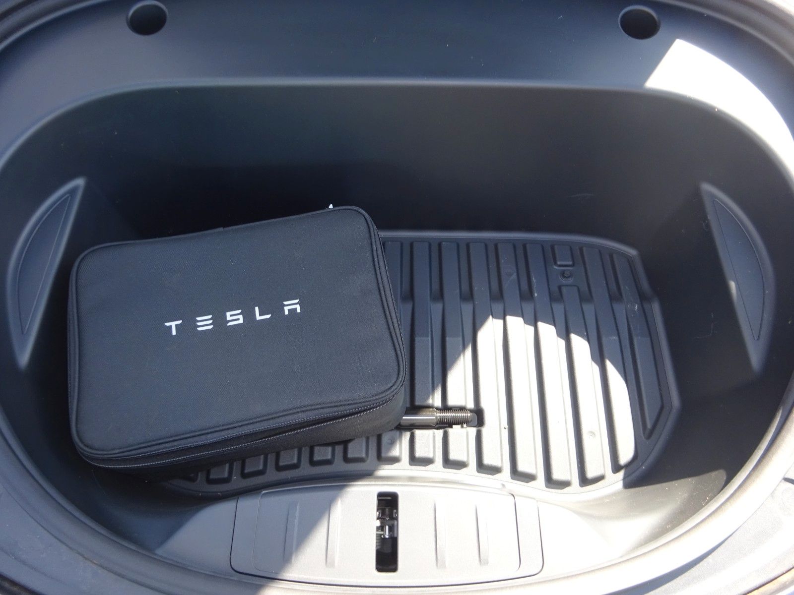 Tesla Model 3 Long Range Dual AWD 75kWh AHK foto 14