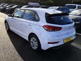 Hyundai i30 1.0 T-GDI Comfort Allwetterreifen PDC RFK NS - Hyundai i30 Gebrauchtwagen in Kassel