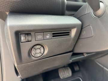 Citroën C4 Max HY 145 SD+SHZ+PDC+Kam.+KeyLess+LED+Navi