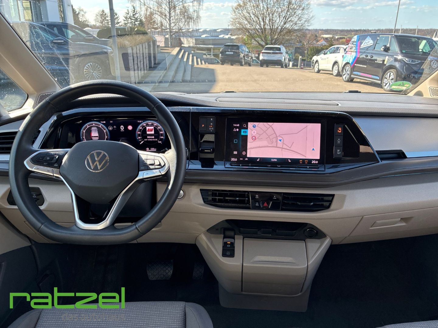 Fahrzeugabbildung Volkswagen T7 California Beach 2.0 TSI DSG+6-SITZER+AHK+NAV