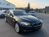 BMW 520 5 Touring 520 d*NEU*TÜV*NAVI*AHK* Panorama - gebrauchte BMW 520 aus dem Jahr 2012