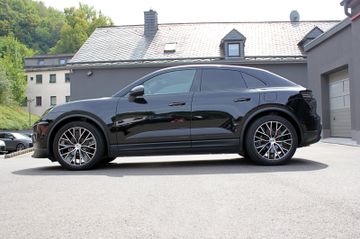 Porsche Macan 4*21"MacanDesign,AHK,ACC,Pano,Lederpaket*