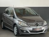 Mercedes-Benz B170 Automatik/KLIMA/SHZ/PDC/TÜV NEU - Mercedes-Benz B 170: Limousine