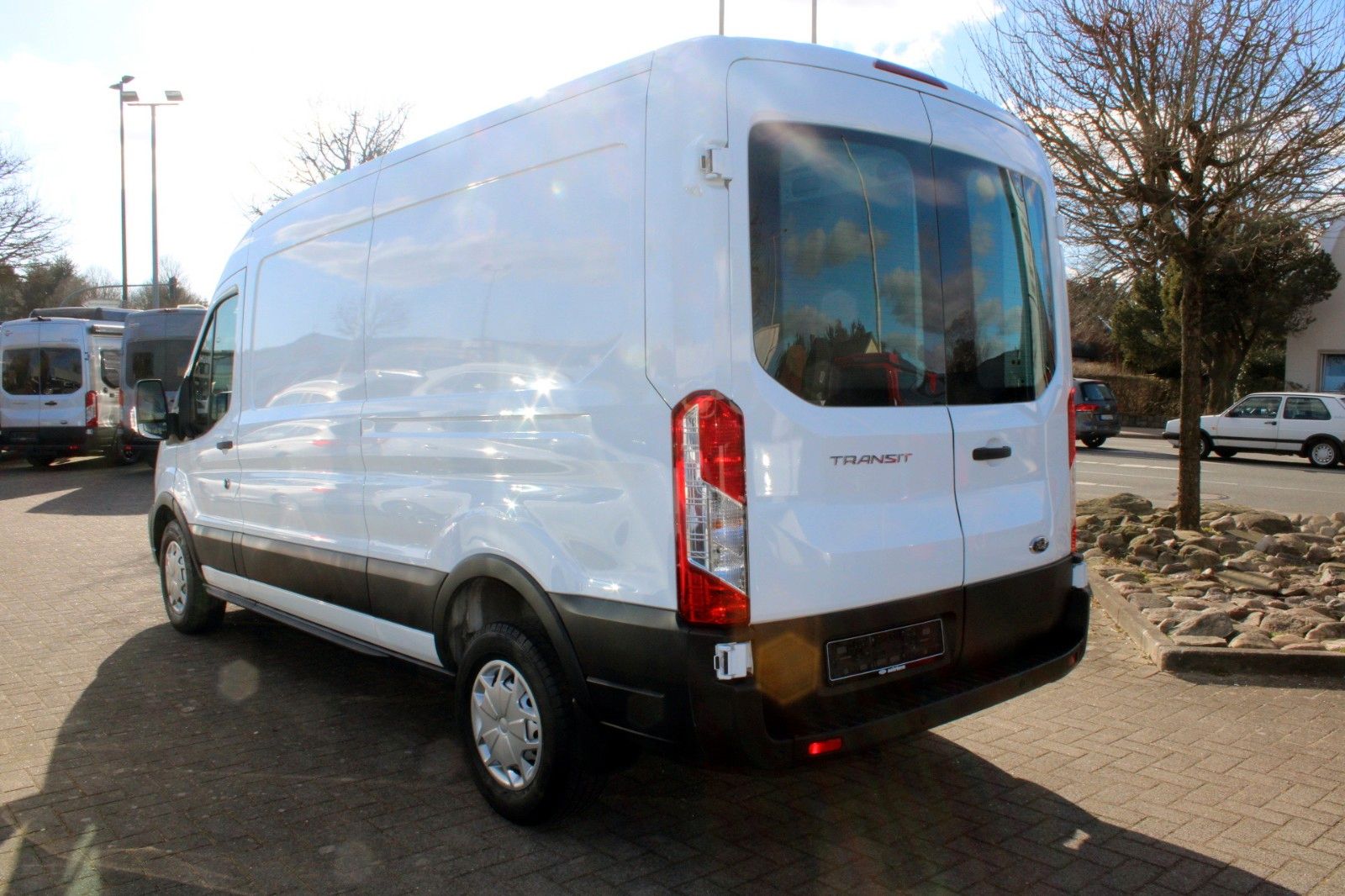 Fahrzeugabbildung Ford Transit L3 H2 Aut. Kasten hoch lang KLIMA
