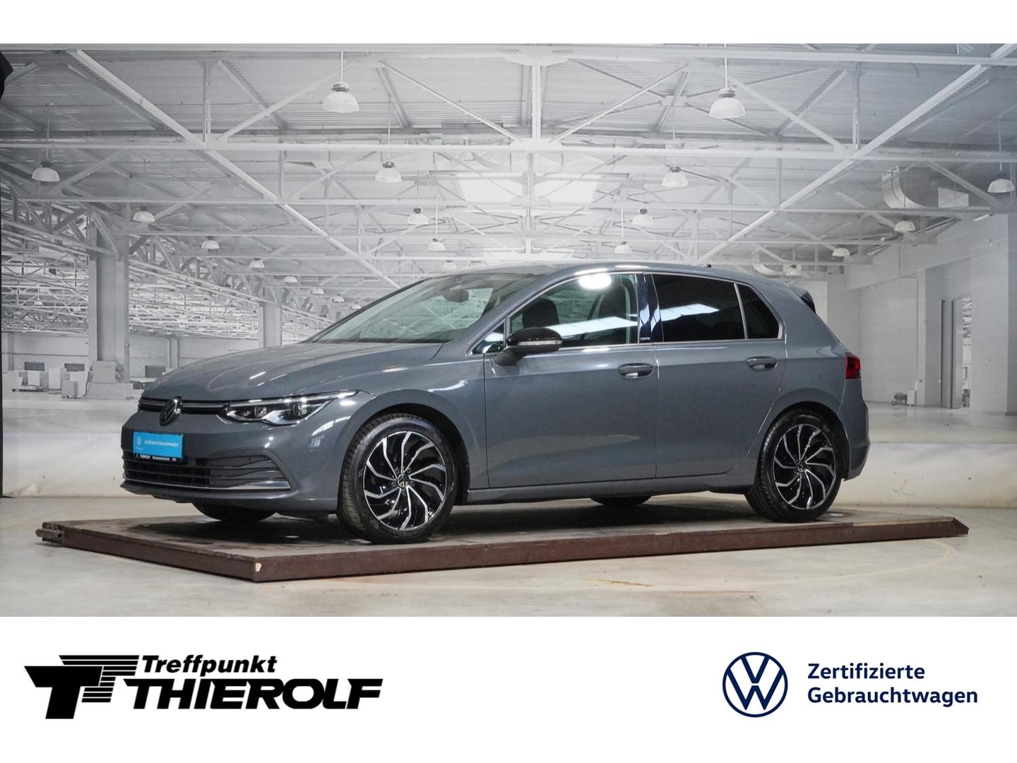 Volkswagen Golf Life 2.0 TDI DSG AHK Kamera ACC AppleCarpla