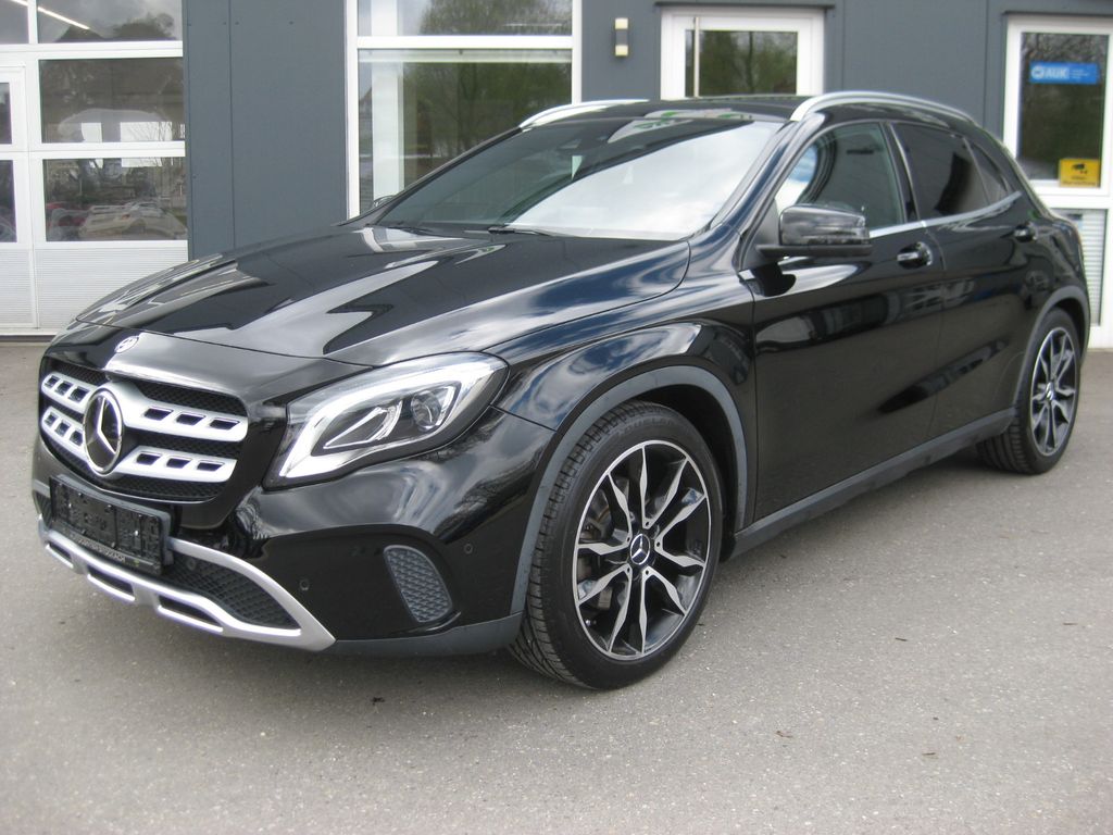 Image of Mercedes-Benz GLA 250