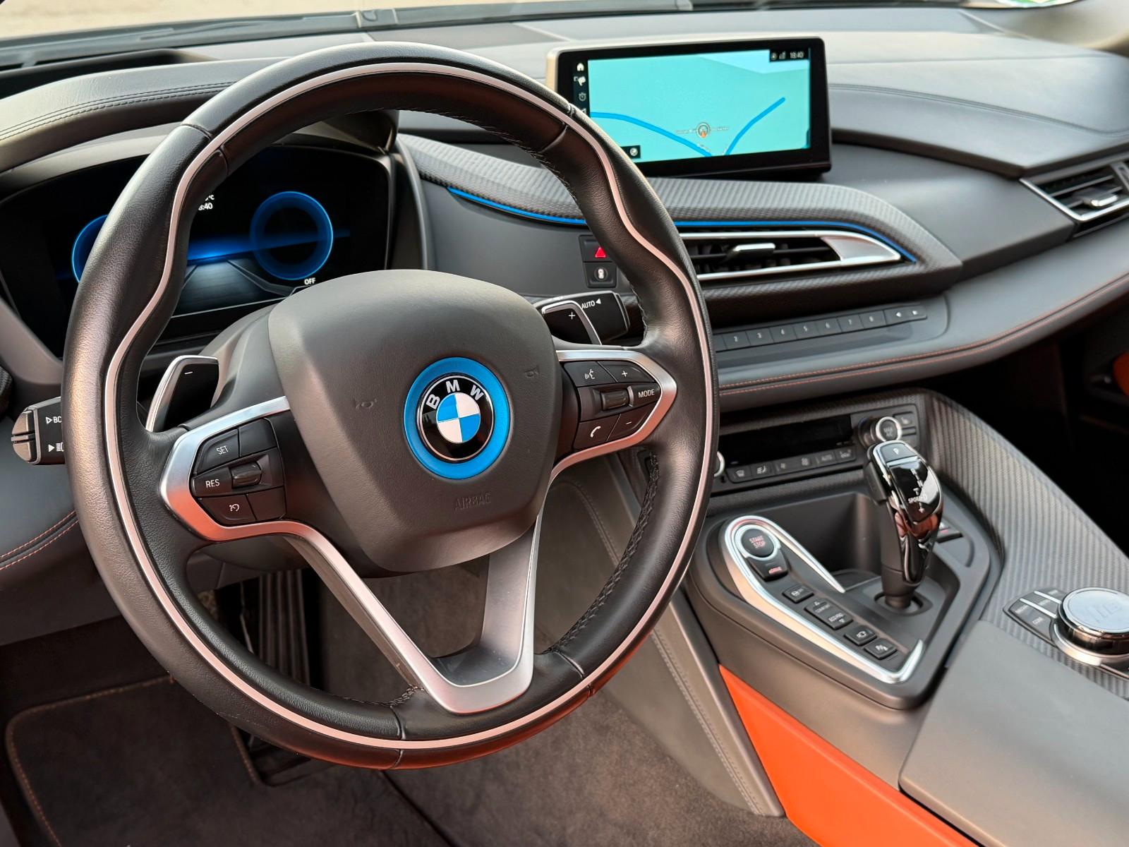 BMW i8 Roadster