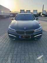BMW 750i M-Paket | Scheckheftgepflegt BMW  - blaue BMW 750