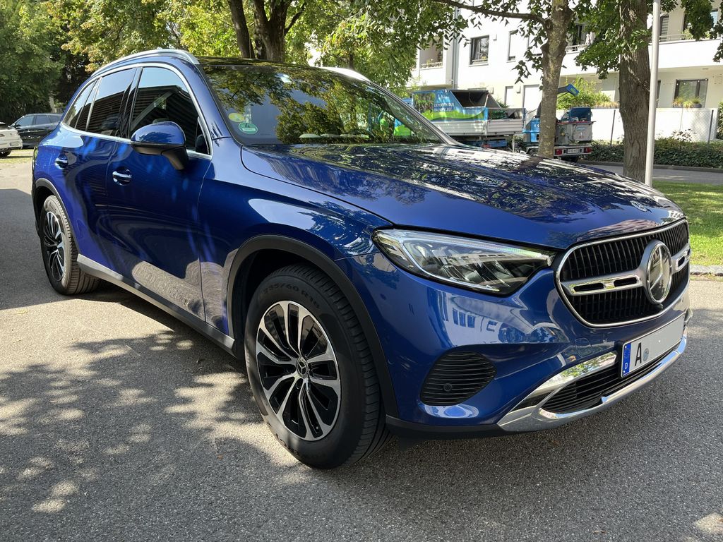 Image of Mercedes-Benz GLC 220