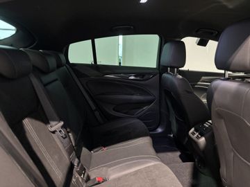Fotografie des Opel Insignia Grand Sport 2.0 Diesel Automatik GS Lin