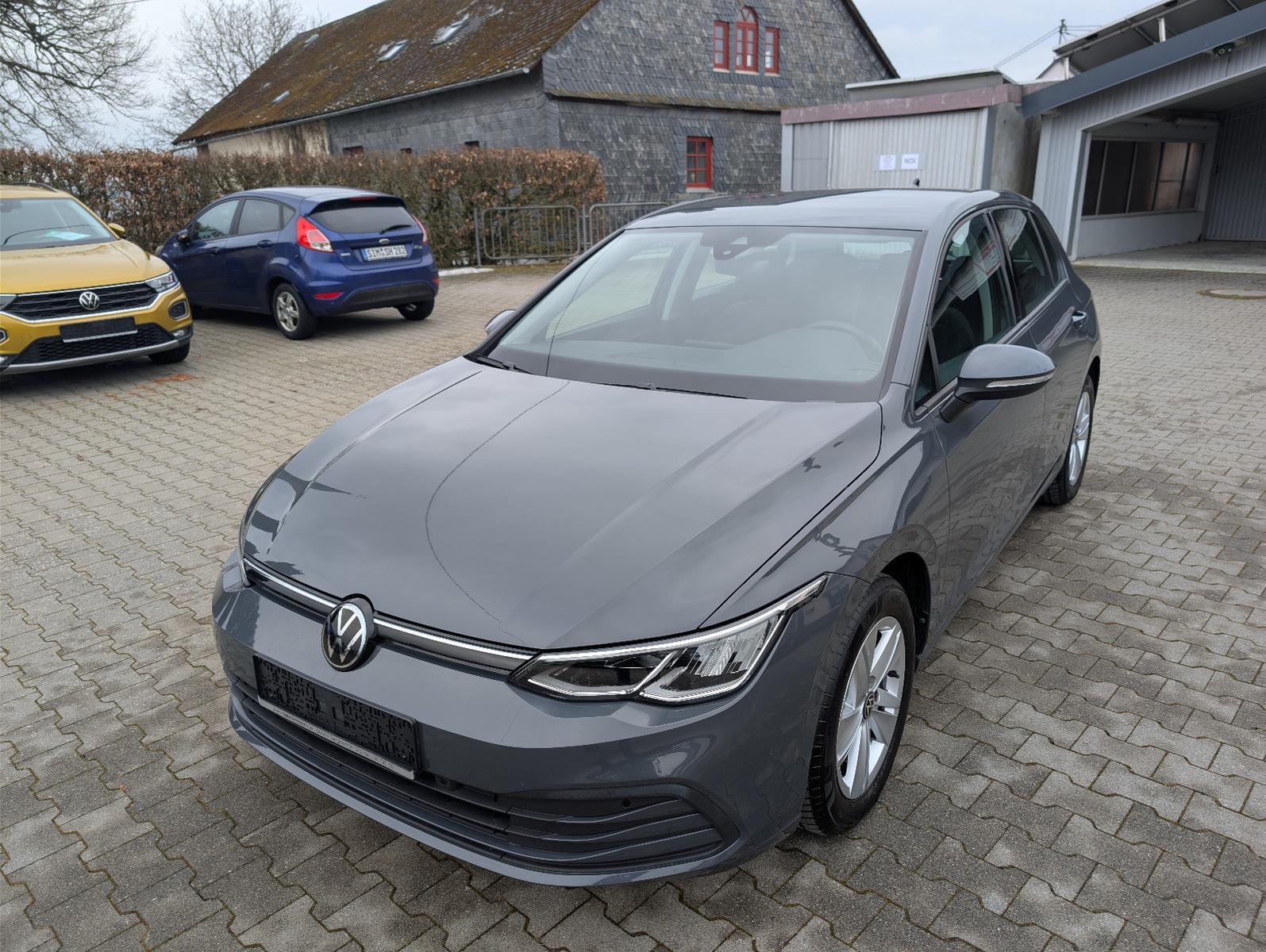 Volkswagen Golf VIII Lim. Life 2.0 TDI