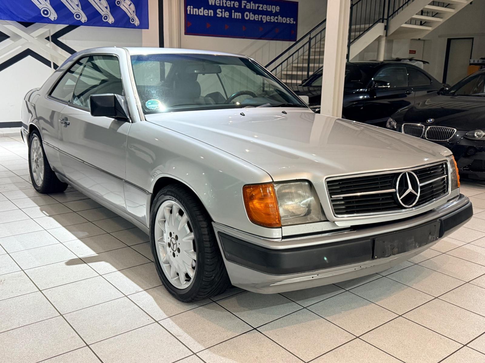 Mercedes-Benz 300