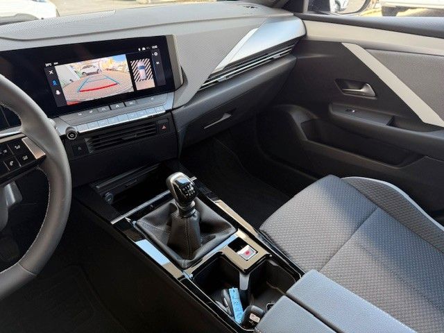Fahrzeugabbildung Opel Astra Edition 1.2l 130PS Navi/Kamera!