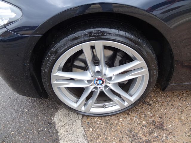 Fahrzeugabbildung BMW 530d xDrive/M-Paket/2.Hd/Leder/HUD/Pano/20Zoll/