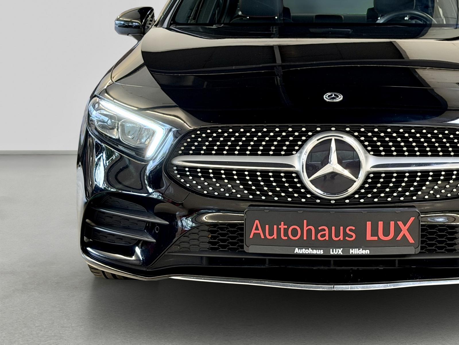 Mercedes-Benz A-Class AMG Line AUT LED KAMERA NAVI SHZ, миниатюра 3