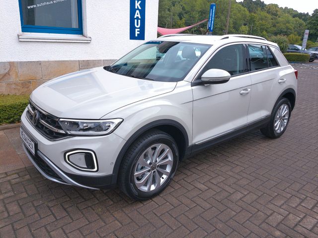 Volkswagen T-Roc 1,5 TSI DSG Style Edition IQ RFK eHK