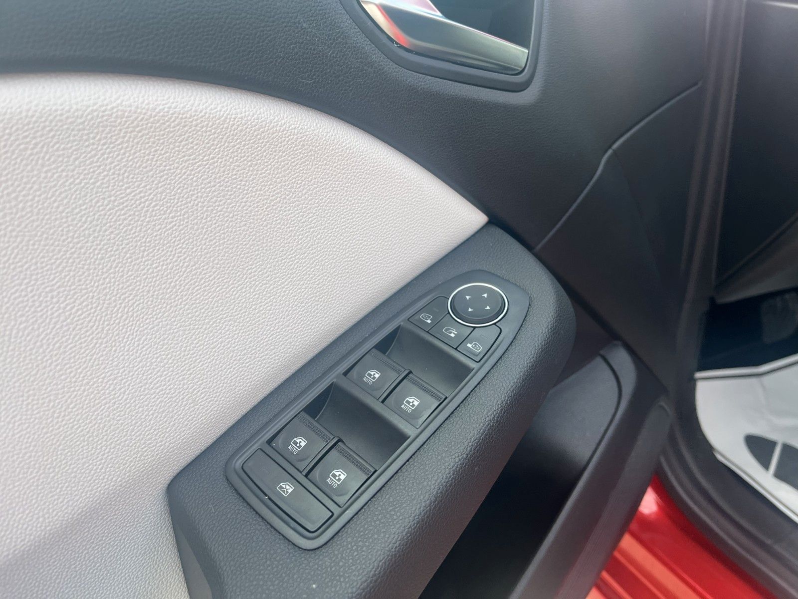 Fahrzeugabbildung Renault Clio V Techno