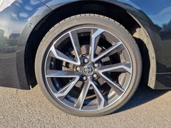 Fahrzeugabbildung Toyota Corolla Touring Sports Lounge Navi LED AHK