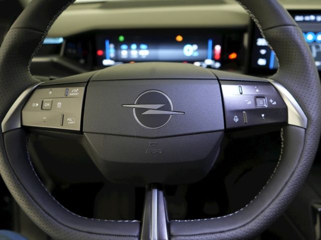 Grandland B HYBRID GS eDCT+AHK+NAVI+360°KAMERA+S