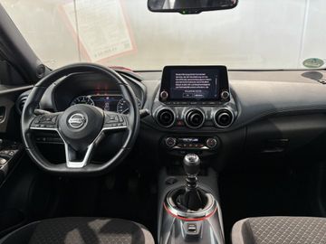 Fotografie des Nissan Juke N-Connecta DIG-T 117