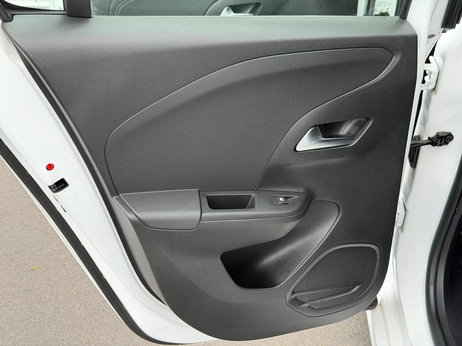 Fahrzeugabbildung Opel Corsa F Elegance 1.5 D DAB GRA Navi LED SHZ PDC