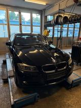 BMW 320d e90 - BMW 320 mit Diesel-Antrieb: Limousine, D E90