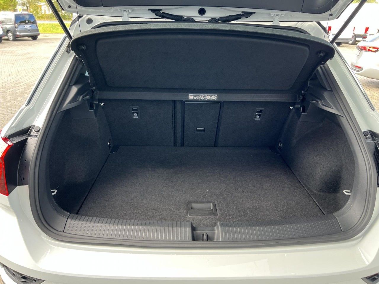 Volkswagen T-Roc - Bild 6