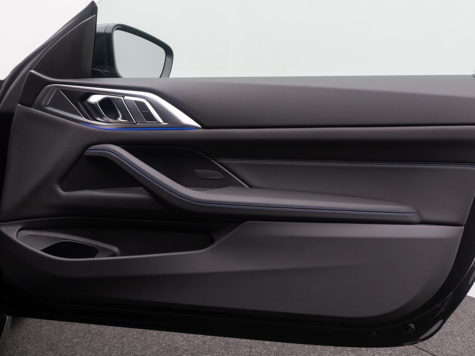 Fahrzeugabbildung BMW 420i Coup&eacute; M Sport Alarm FernlichtAss DAB 18Zoll