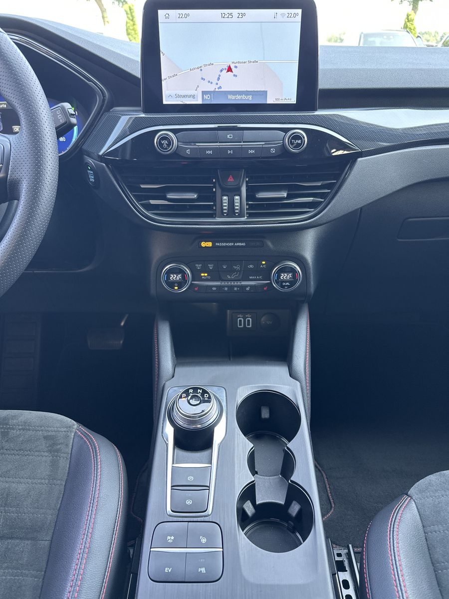 Fahrzeugabbildung Ford Kuga 2.5 Plug-In Hybrid ST-Line X NAV+LED+ACC+PP