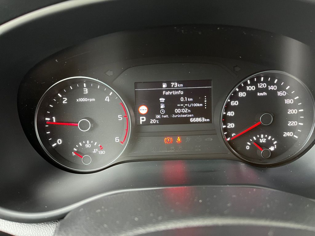 Fahrzeugabbildung Kia Sportage 2.0 CRDi GT Line 4WD