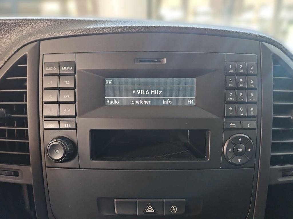 Fahrzeugabbildung Mercedes-Benz Vito 114 Kasten lang Klima AHK Tempomat Holz