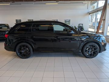 Audi Q7 50 TDI quattro S line
