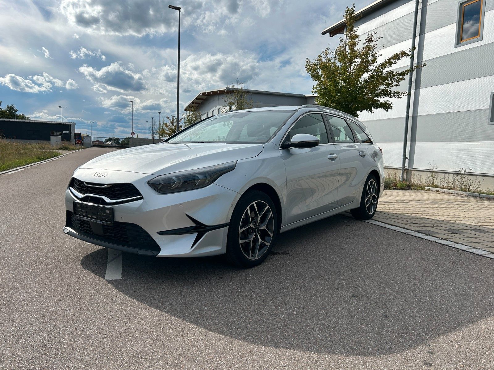 Kia cee'd Sportswagon Spirit-ACC-LHZ-Keyless-JBL-CAM imagem 3