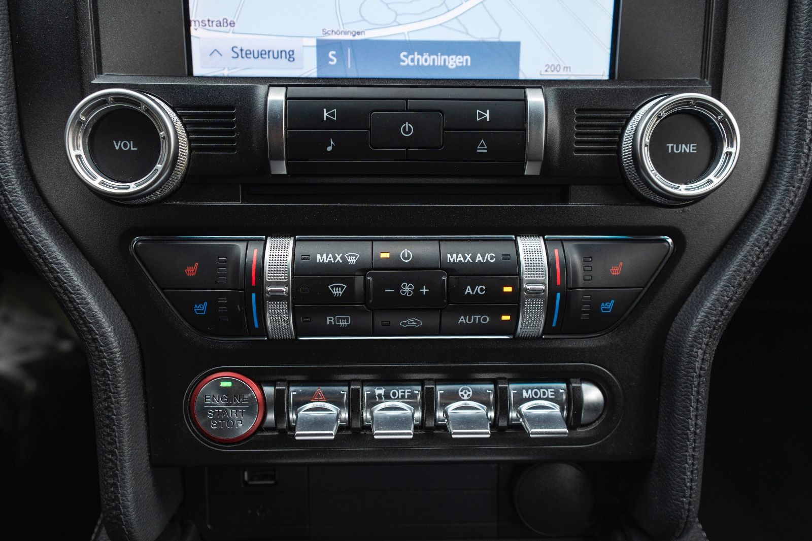 Fahrzeugabbildung Ford Mustang GT 5.0L KAM LED TOTW SHZ/K AUTO LEDER