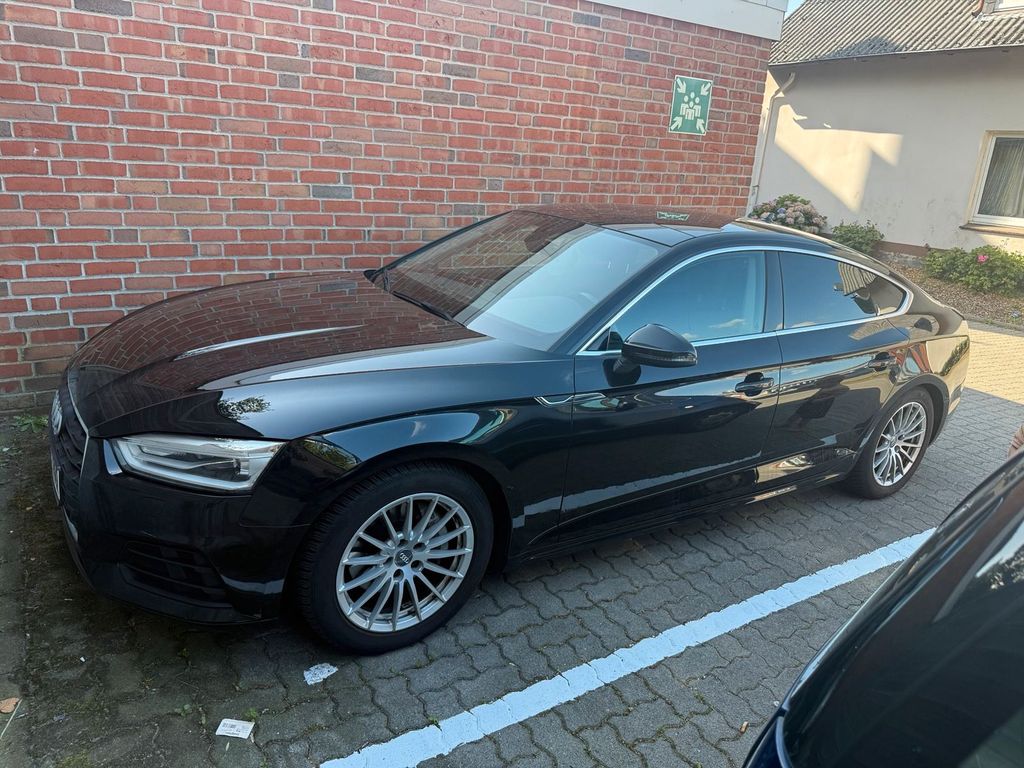 Image of Audi A6
