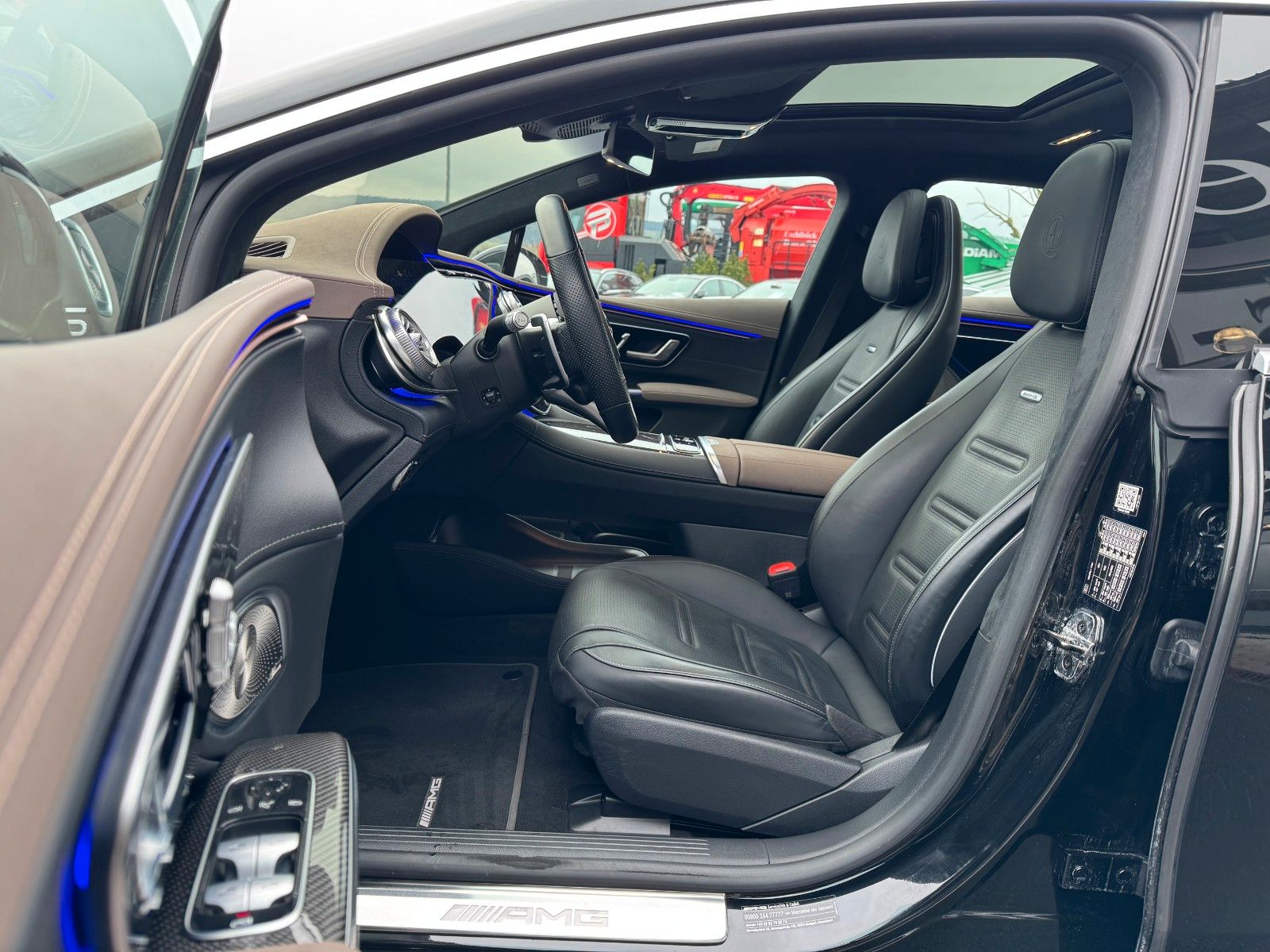 Fahrzeugabbildung Mercedes-Benz EQS 53 AMG 4M+Hyperscreen+Massage+Pano+AirM+HUD