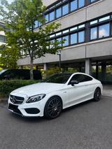 Mercedes-Benz C 43 AMG C 43 4MATIC Autom. Standard - Mercedes-Benz C 43 AMG mit Benzin-Antrieb: Sportwagen
