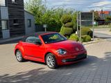 Volkswagen Beetle Cabriolet Club BMT - Volkswagen Beetle: Rot, Cabrio