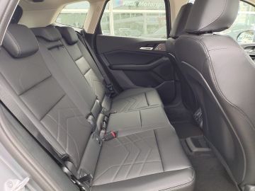 BMW 220d Active Tourer Luxury Line HK HiFi DAB LED