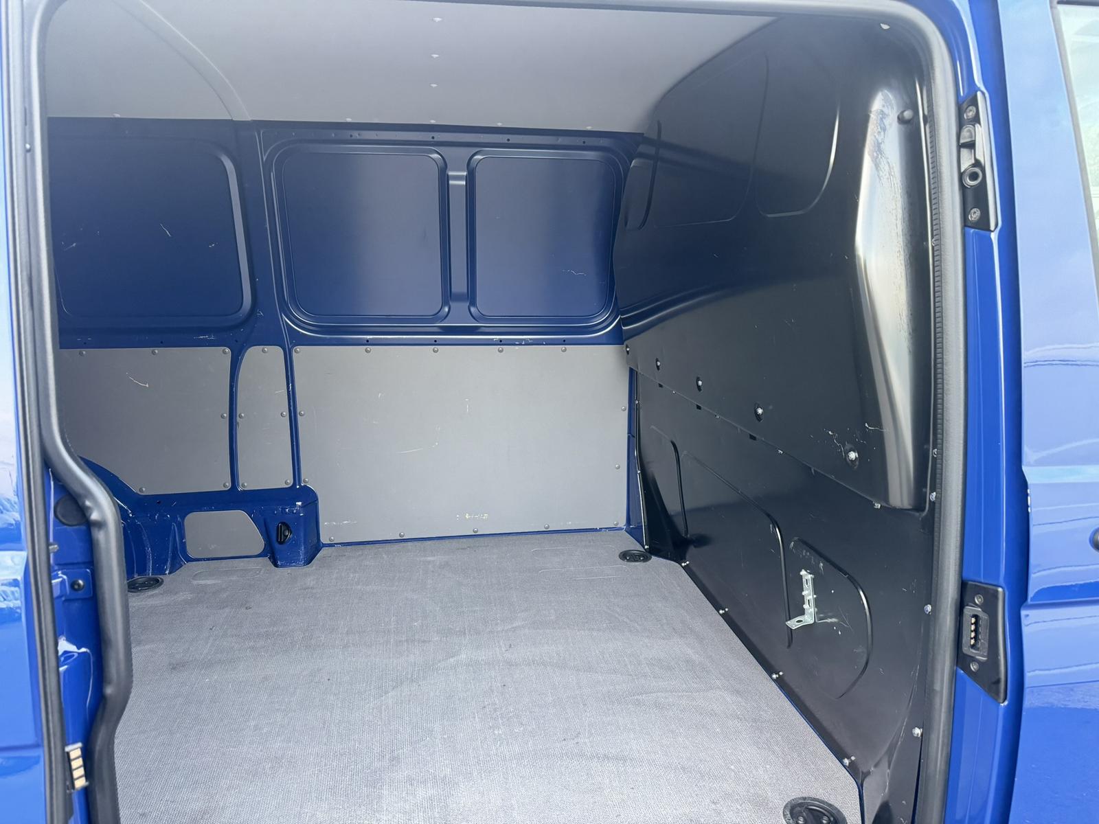 Volkswagen T6 Transporter 6.1 Kasten TDI LR Klima