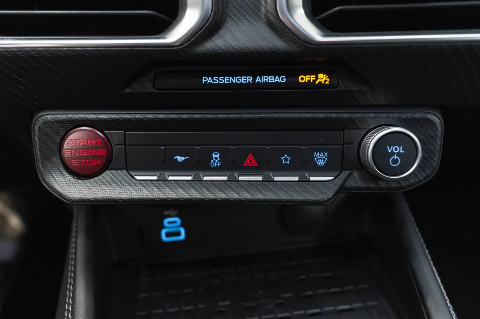Ford Mustang 5.0L V8 COYOTE KAM TOTW LED CARPLAY