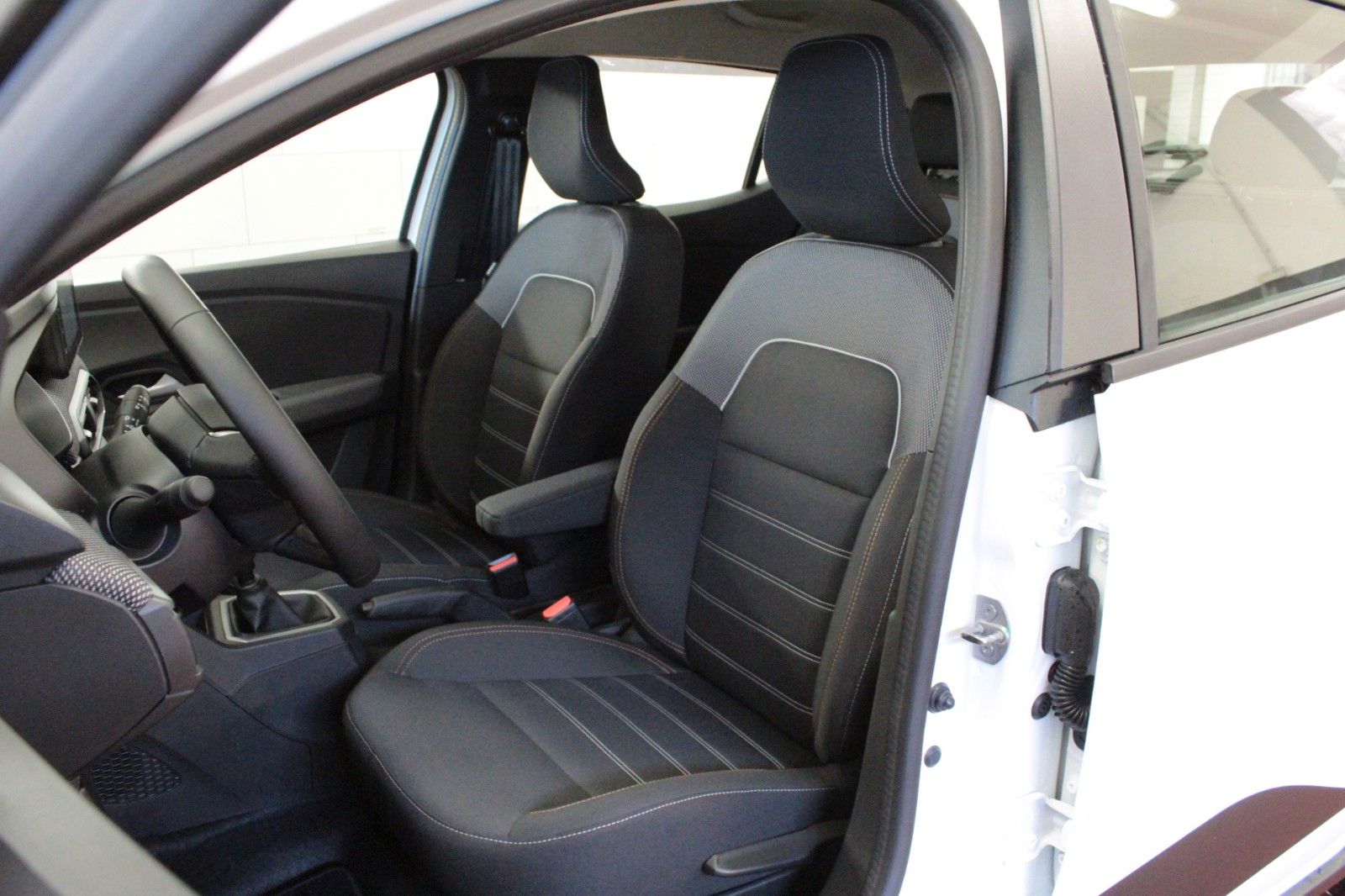 Fahrzeugabbildung Dacia Sandero TCe 90 Stepway  Expression*Winterpaket.*