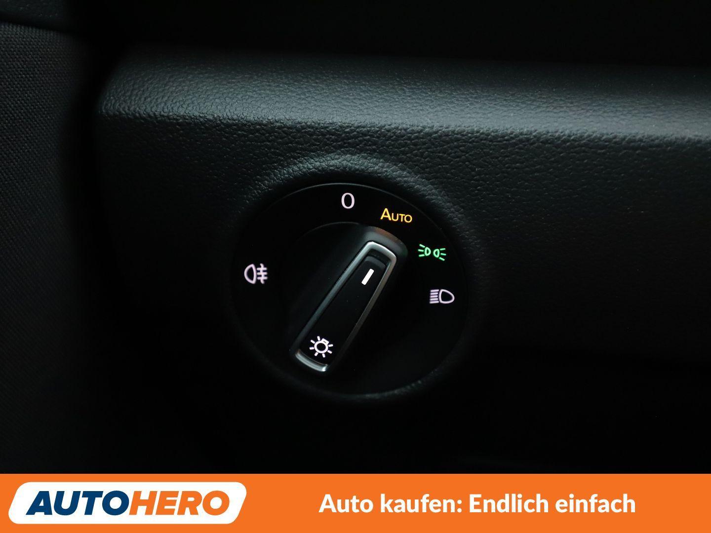 Volkswagen T-Roc 1.0 TSI Style*NAVI*PDC*ACC*, миниатюра 24