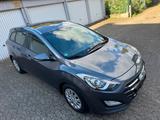Hyundai i30 Kombi 2016 Trend blue*Kamera*N... - Hyundai i20 Kombi Gebrauchtwagen