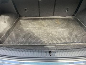 Volkswagen Tiguan - 5