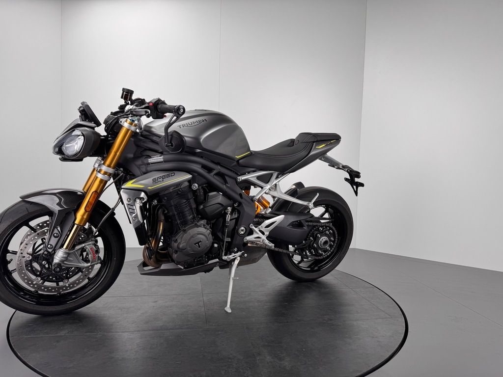 Fahrzeugabbildung Triumph SPEED TRIPLE 1200 RS *TOP-ZUSTAND *1. HAND